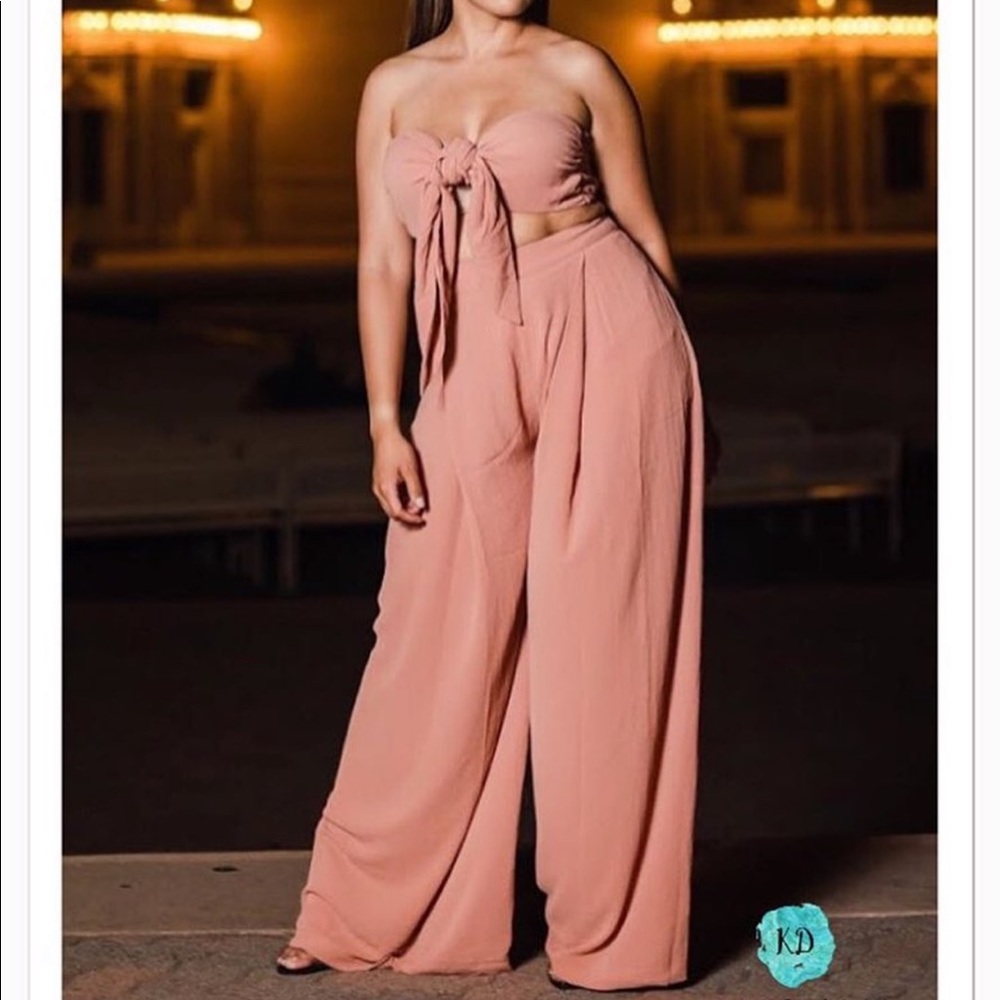 Two piece set